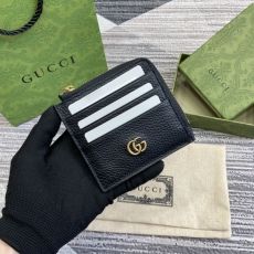 Gucci Wallets & Purse